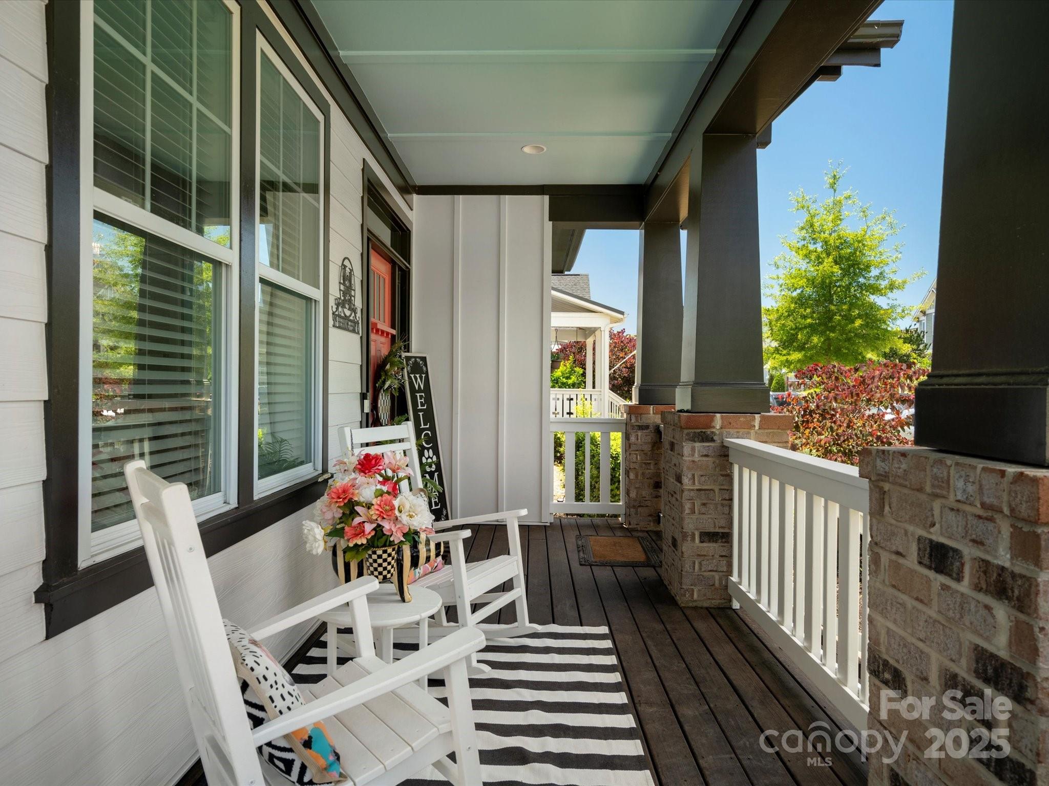 909 Herrons Ferry Road