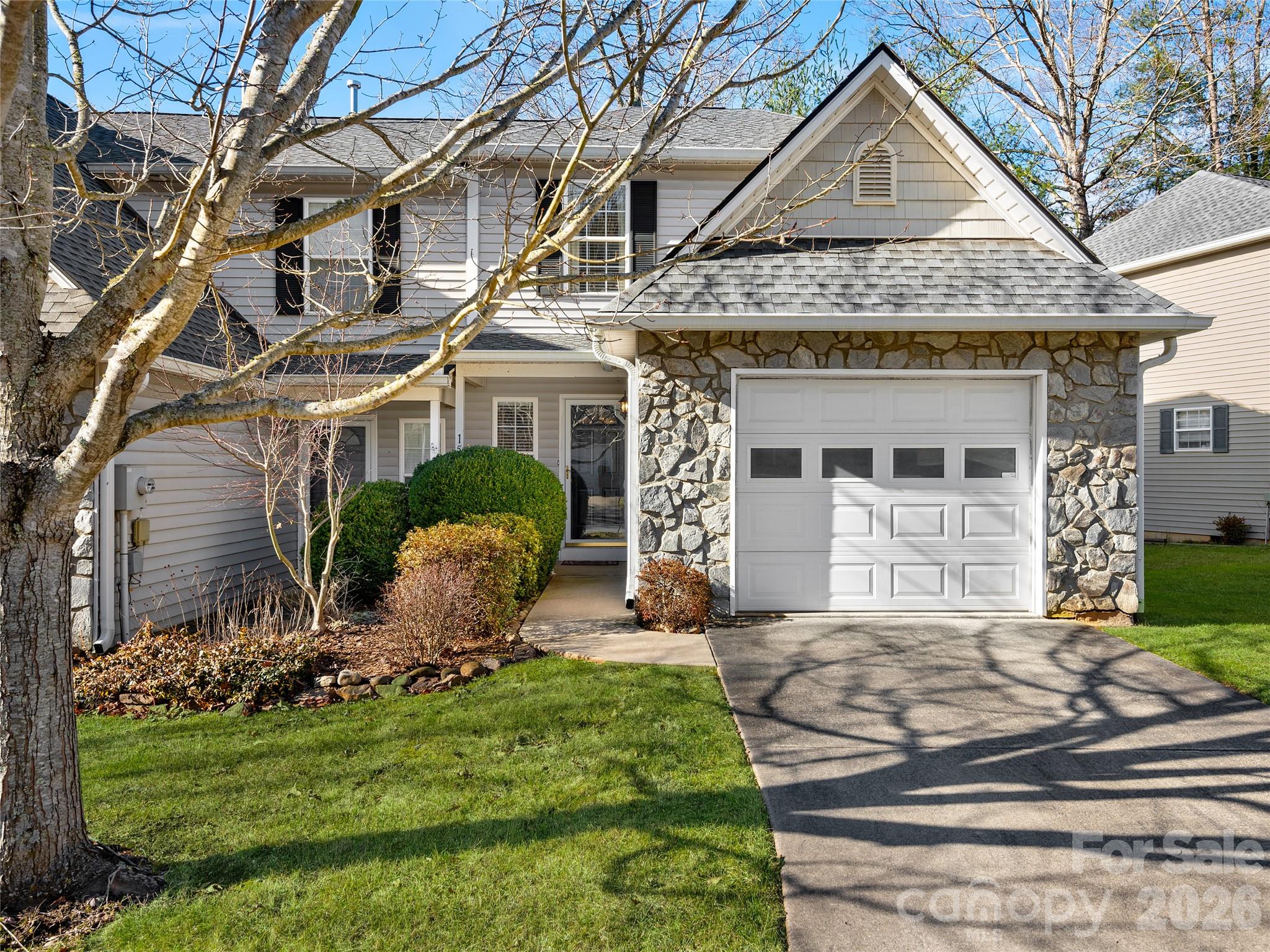 Photo 1 of 15 — 15 Willowick Drive, Asheville, NC 28803
