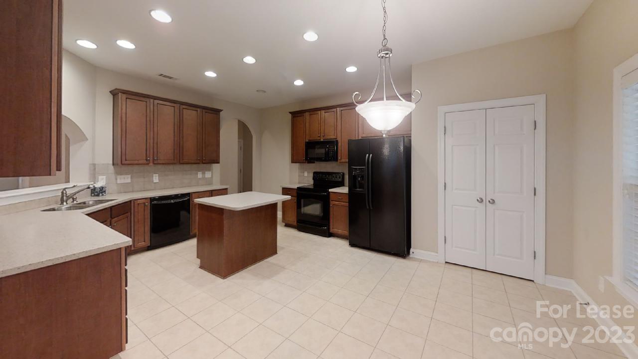 Salem Springs - Residential Lease