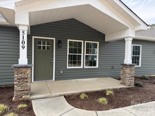 5109 Hanging Rock Court