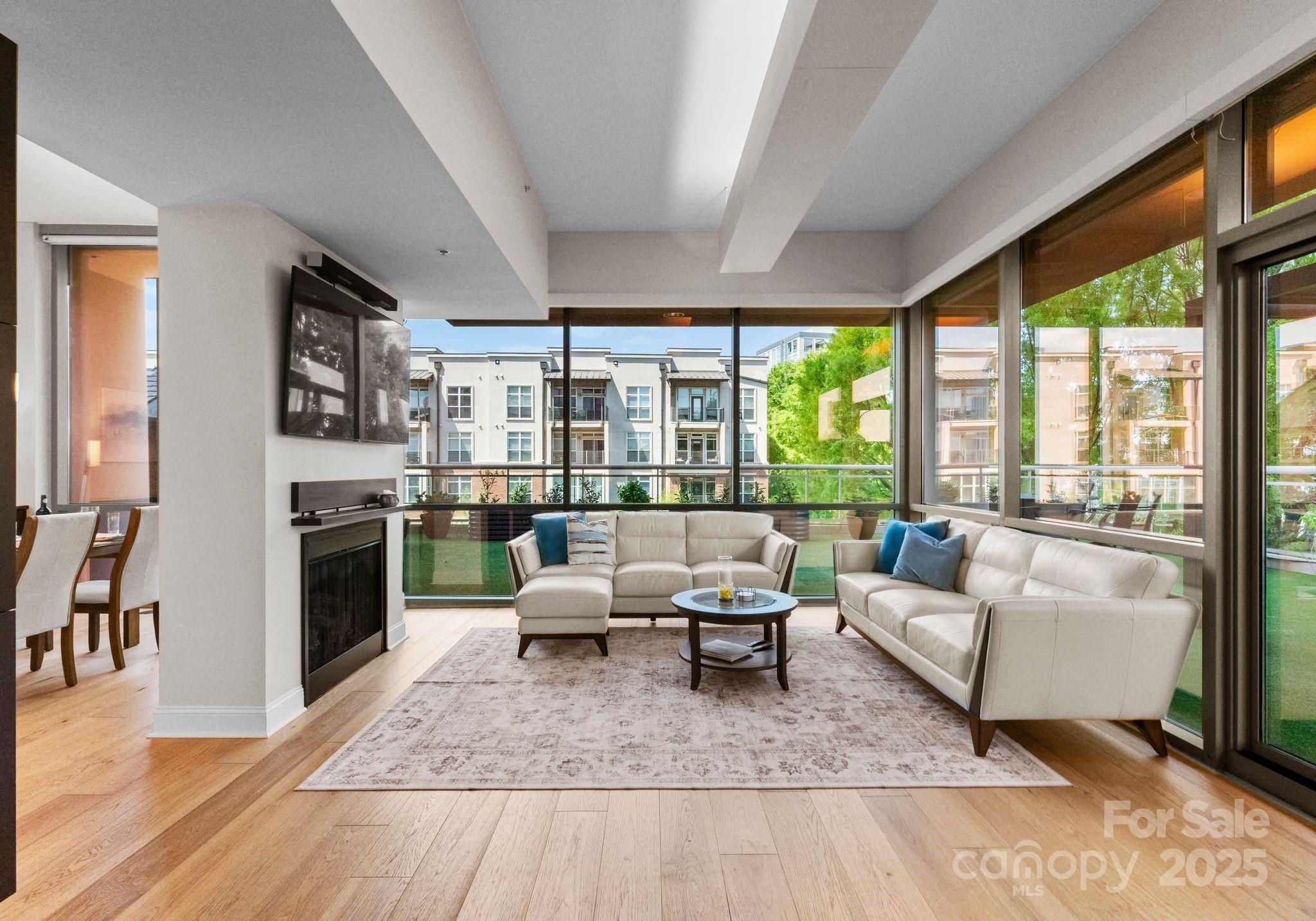 Charlotte, North Carolina 28203, United States, 3 Bedrooms Bedrooms, ,2 BathroomsBathrooms,Residential,Active,105430