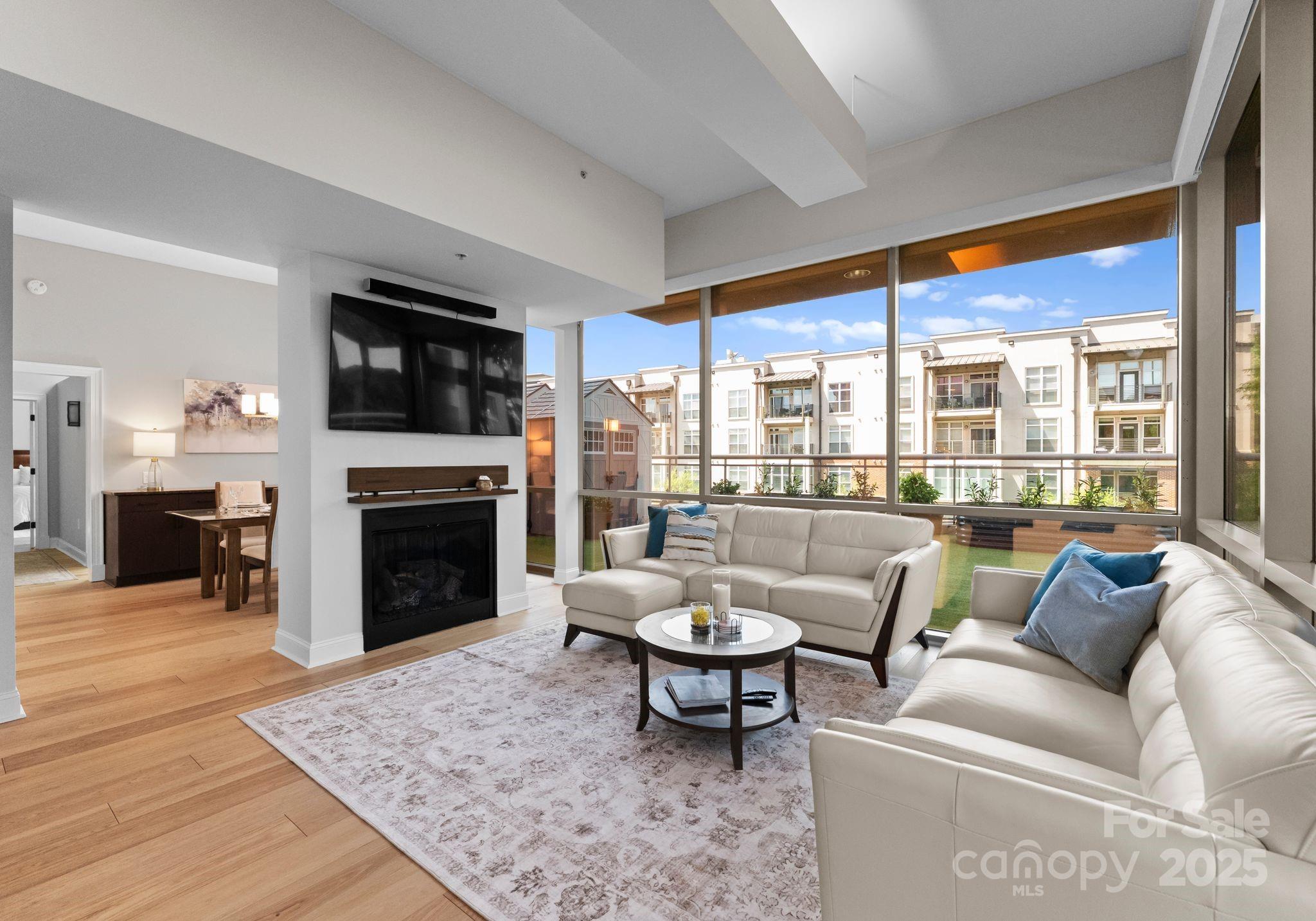 Charlotte, North Carolina 28203, United States, 3 Bedrooms Bedrooms, ,2 BathroomsBathrooms,Residential,Active,105430