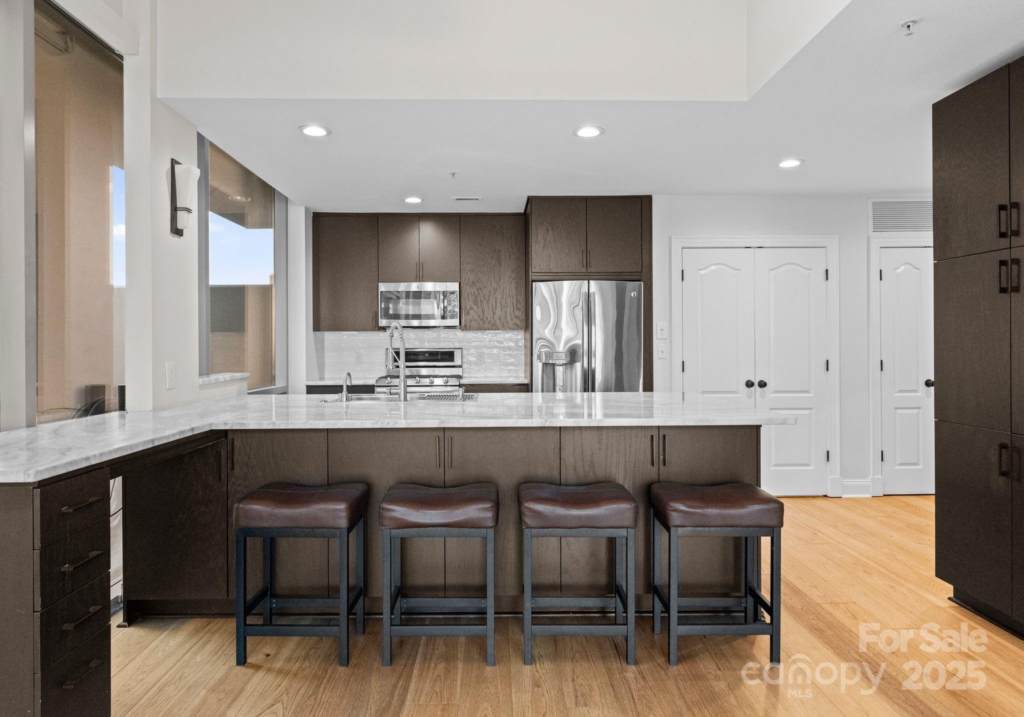 Charlotte, North Carolina 28203, United States, 3 Bedrooms Bedrooms, ,2 BathroomsBathrooms,Residential,Active,105430