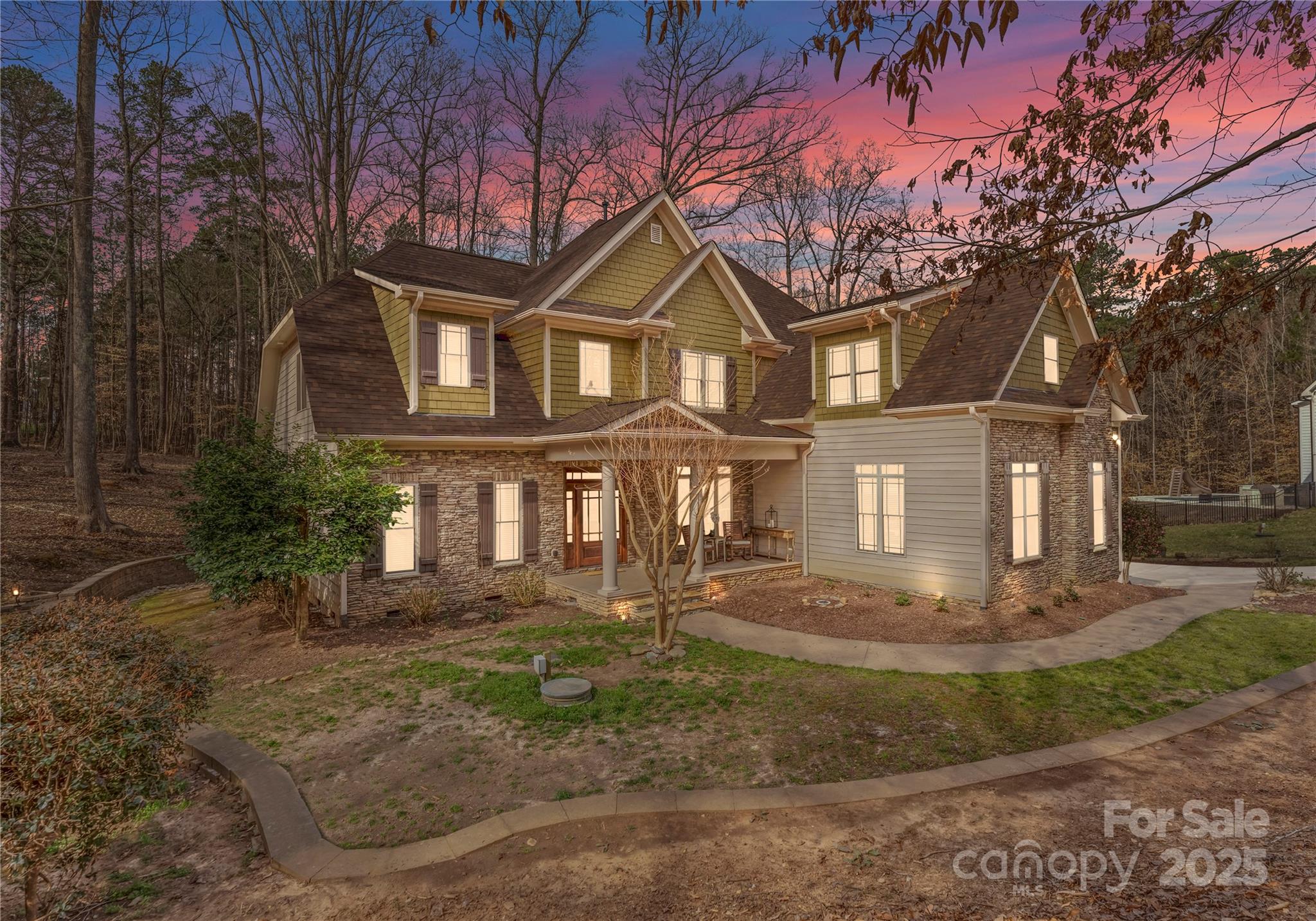109 Hawksnest Lane