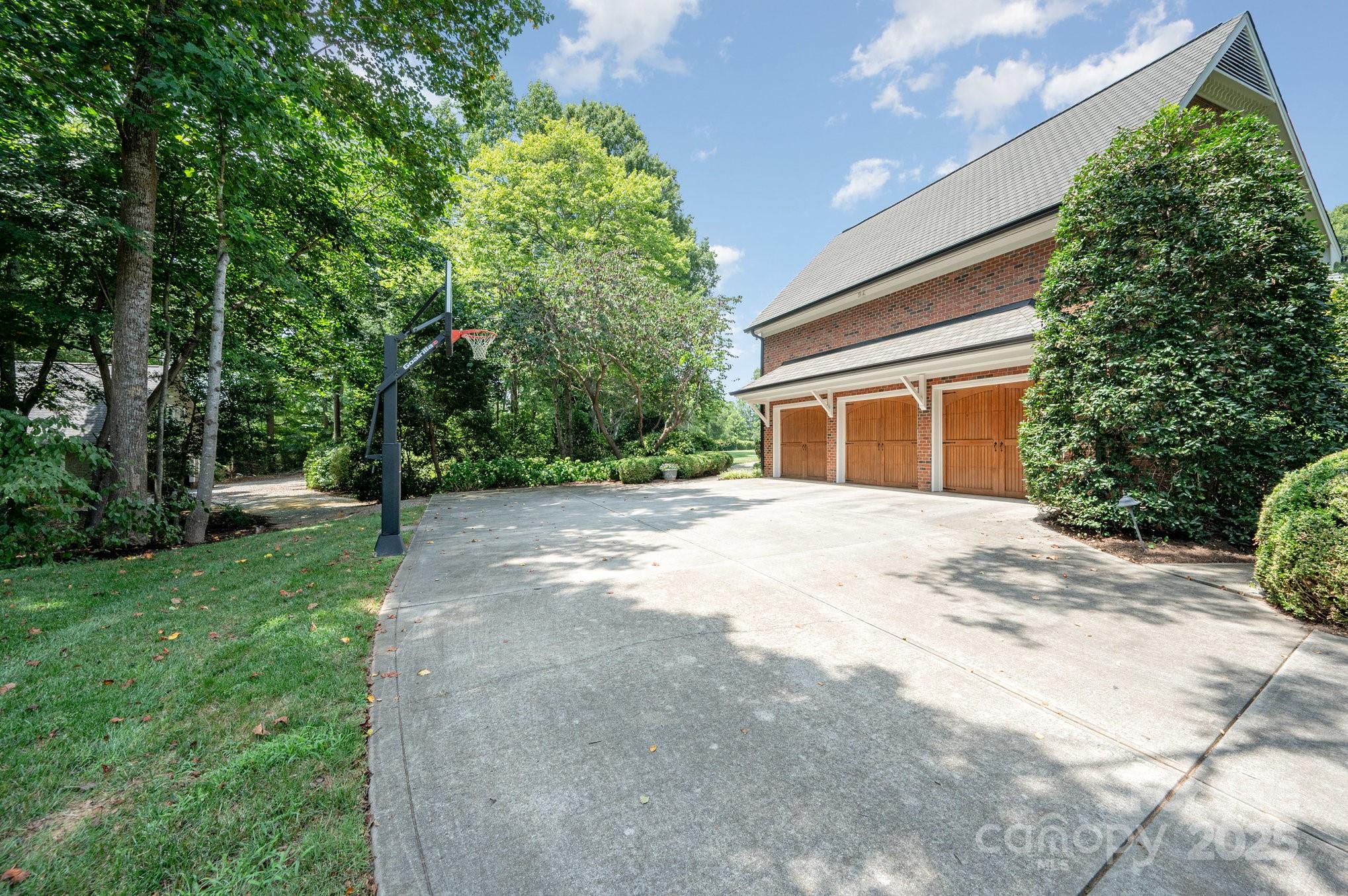 Maple Grove - Residential