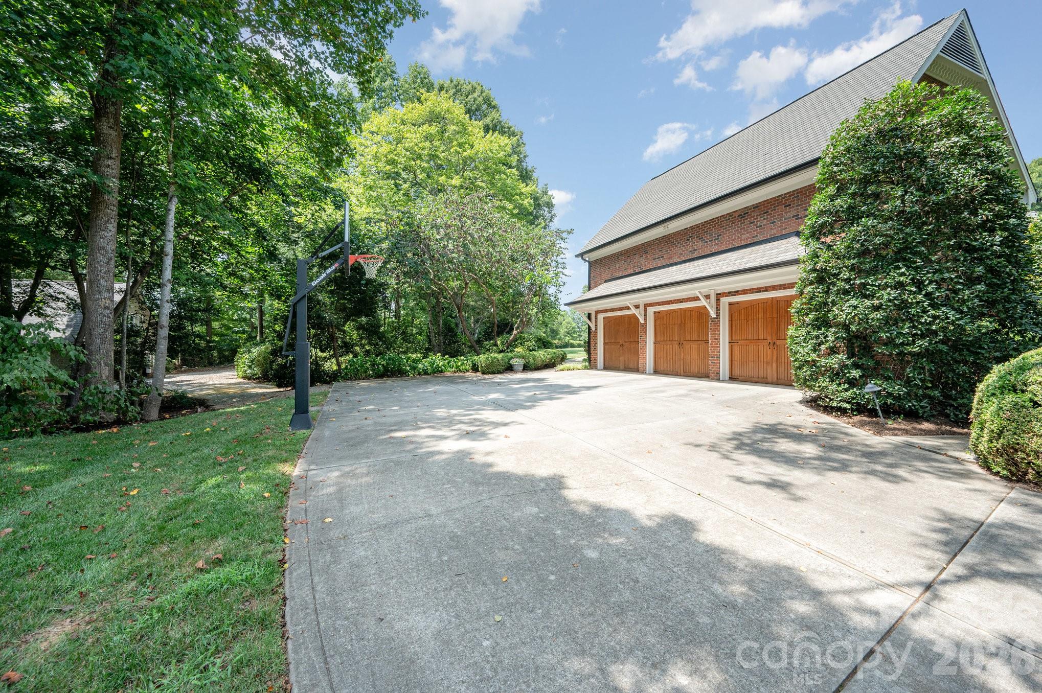 Maple Grove - Residential