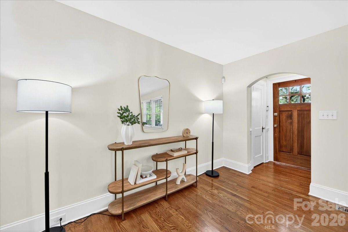 Commonwealth - Residential