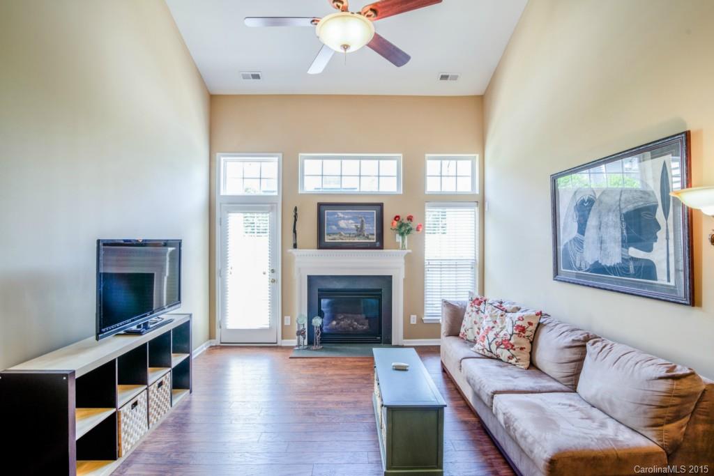 Fairway Townhouses - Residential