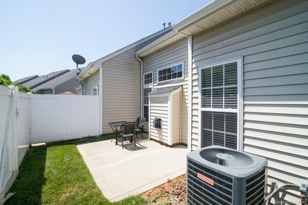 Fairway Townhouses - Residential