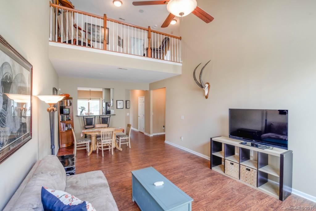 Fairway Townhouses - Residential