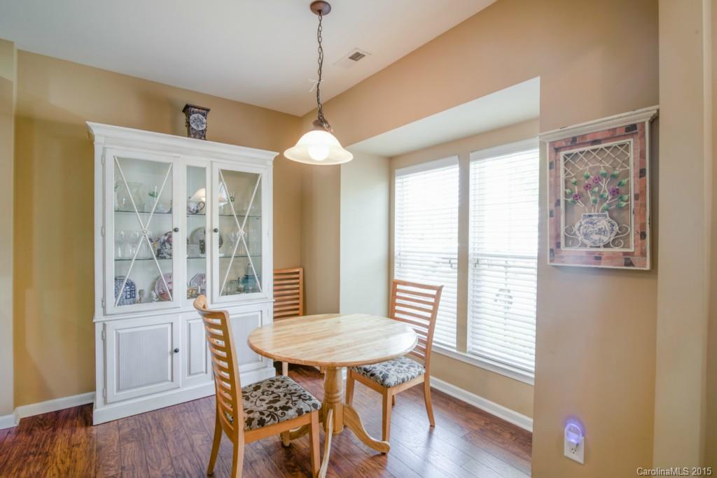 Fairway Townhouses - Residential