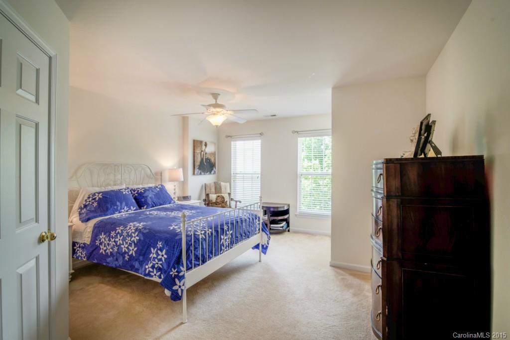 Fairway Townhouses - Residential