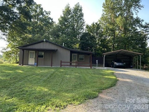 Photo of 1846 Deer Park Road, Nebo, NC 28761 (MLS # 4421603)