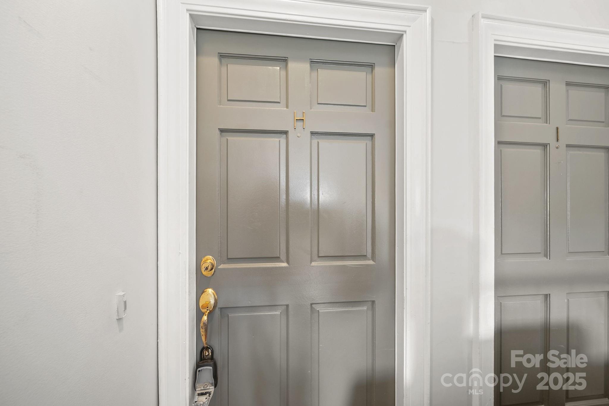 2315 Selwyn Avenue H