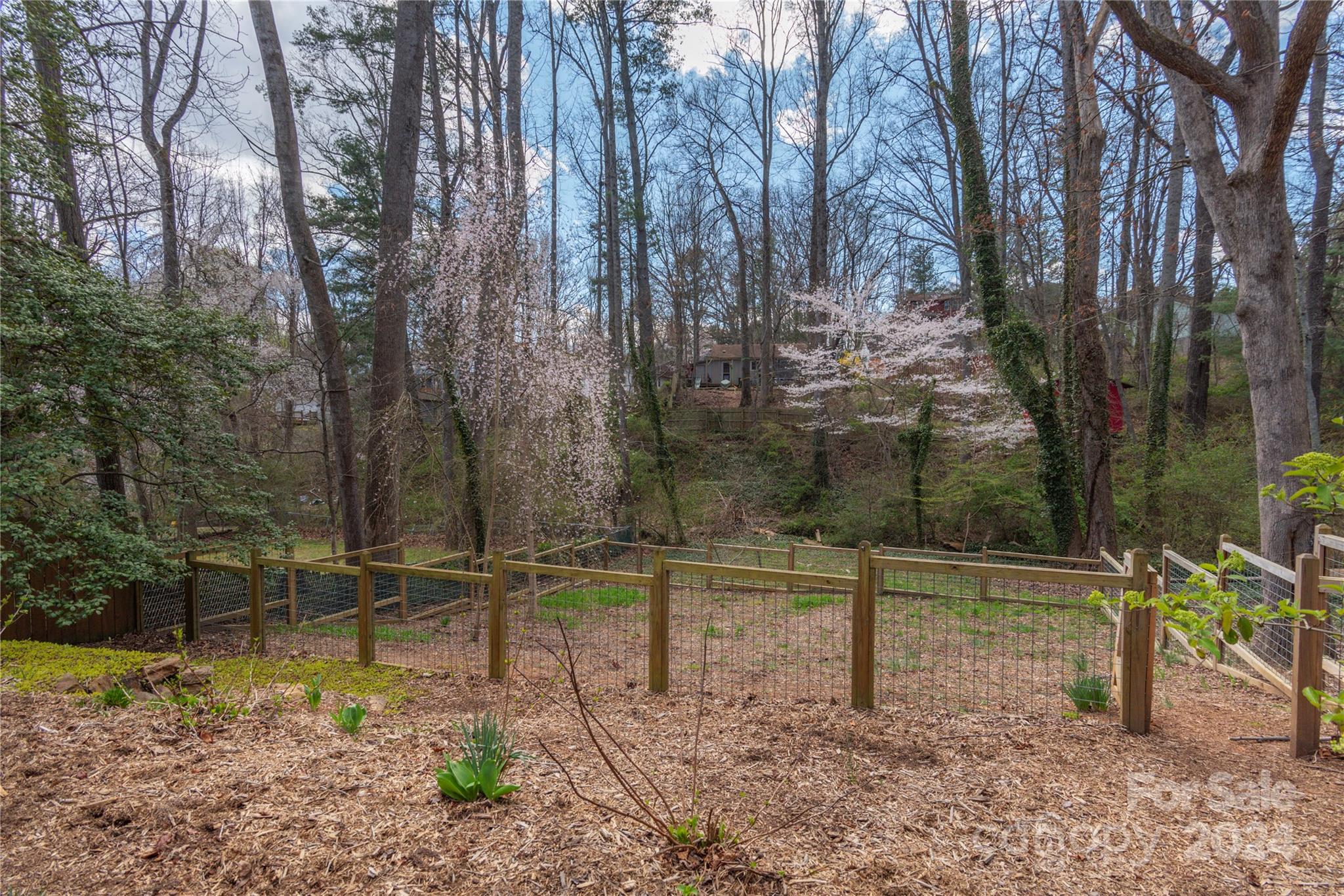 Sulphur Springs Park - Residential