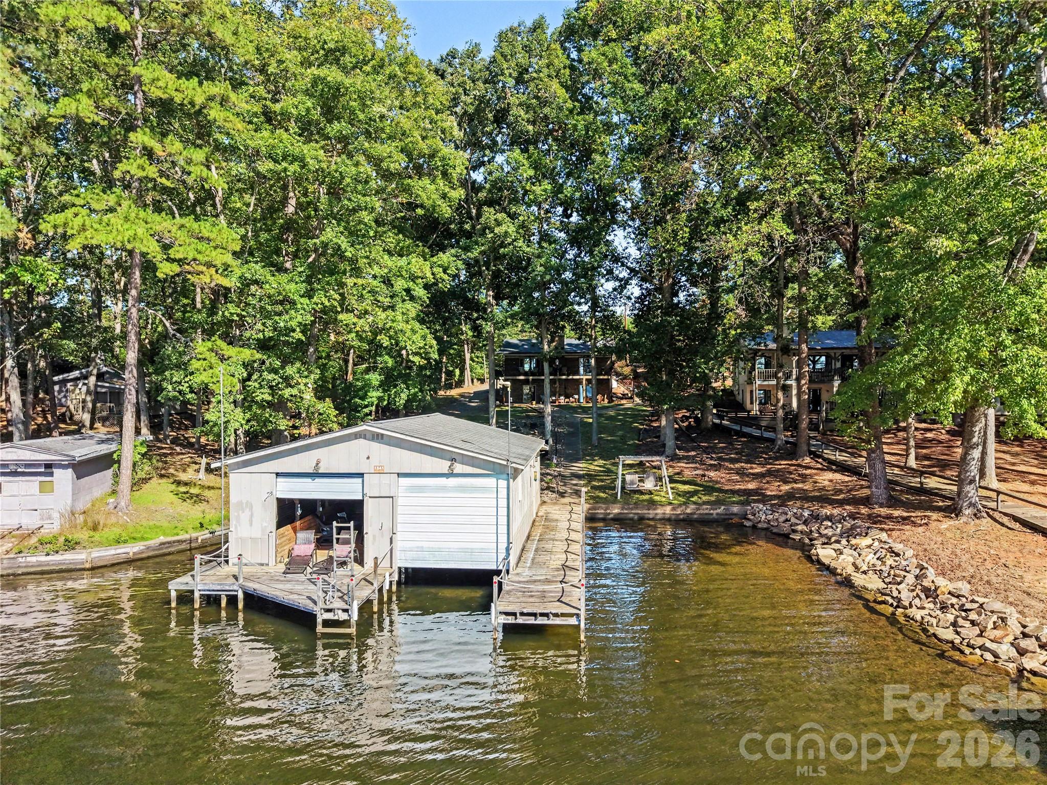 1041 Emerald Shores Road