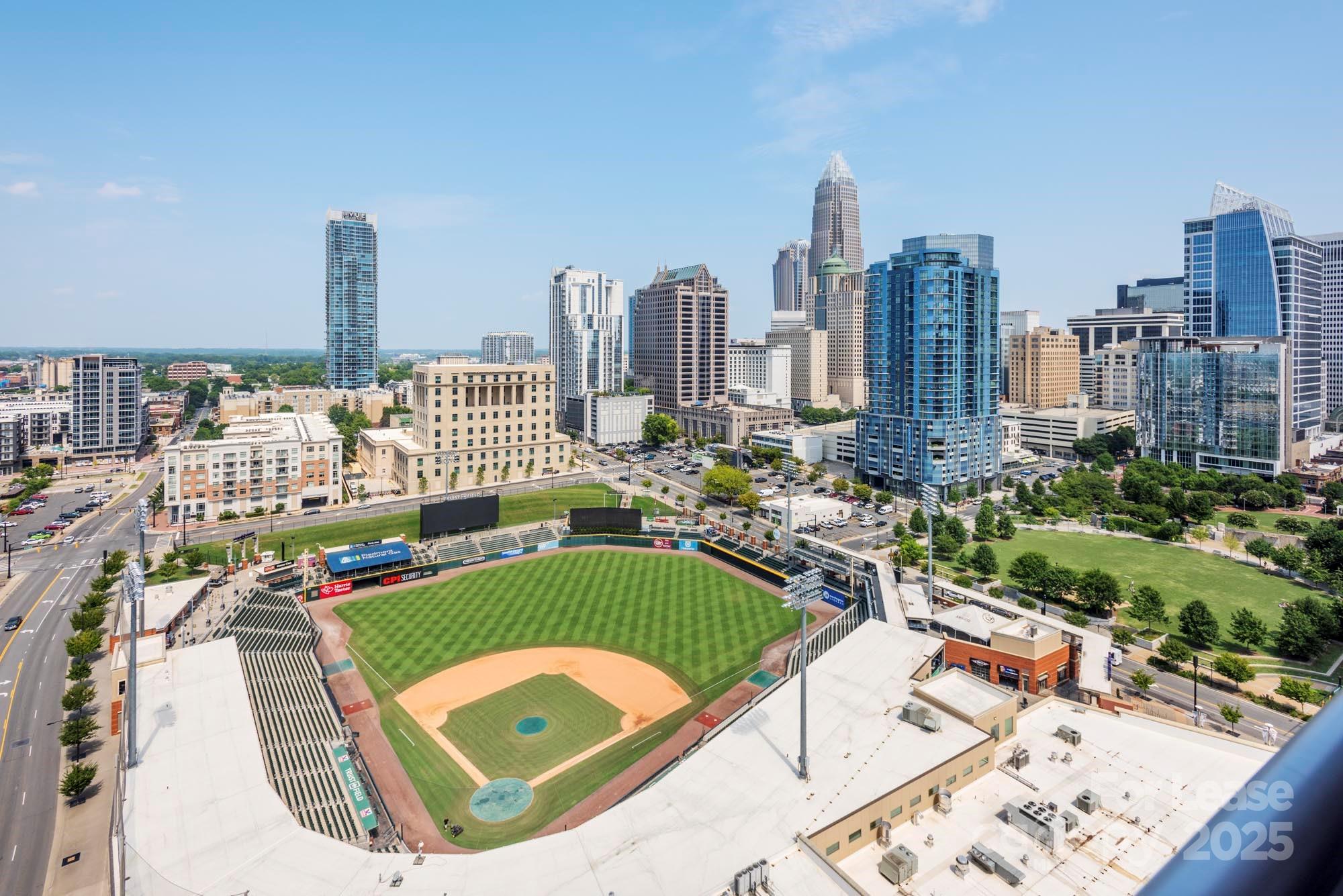 Charlotte, North Carolina 28202, United States, 1 Bedroom Bedrooms, ,1 BathroomBathrooms,Residential,Active,126949