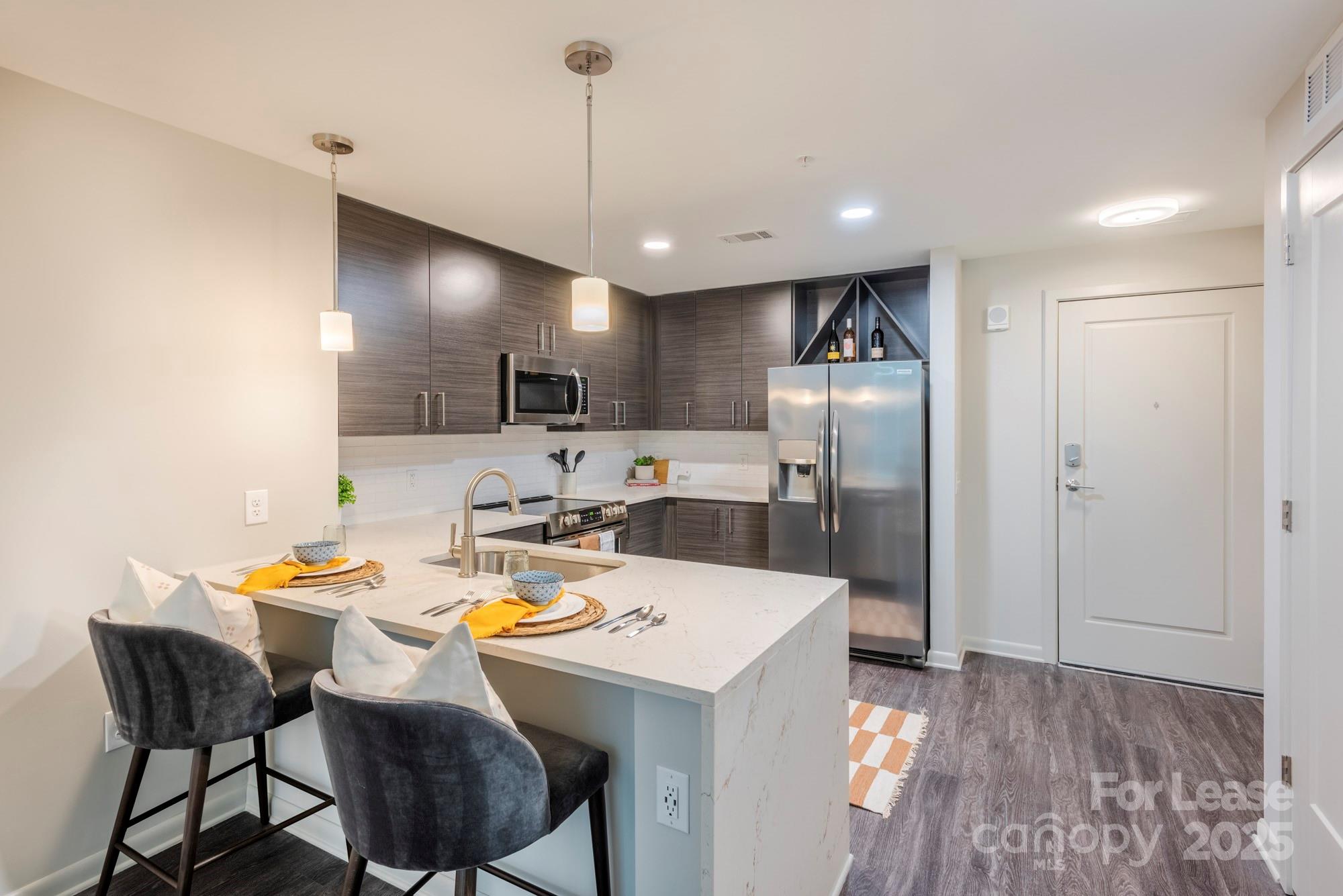 Charlotte, North Carolina 28202, United States, 1 Bedroom Bedrooms, ,1 BathroomBathrooms,Residential,Active,126949