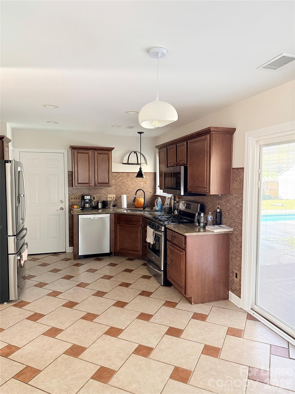 Braefield - Residential Lease