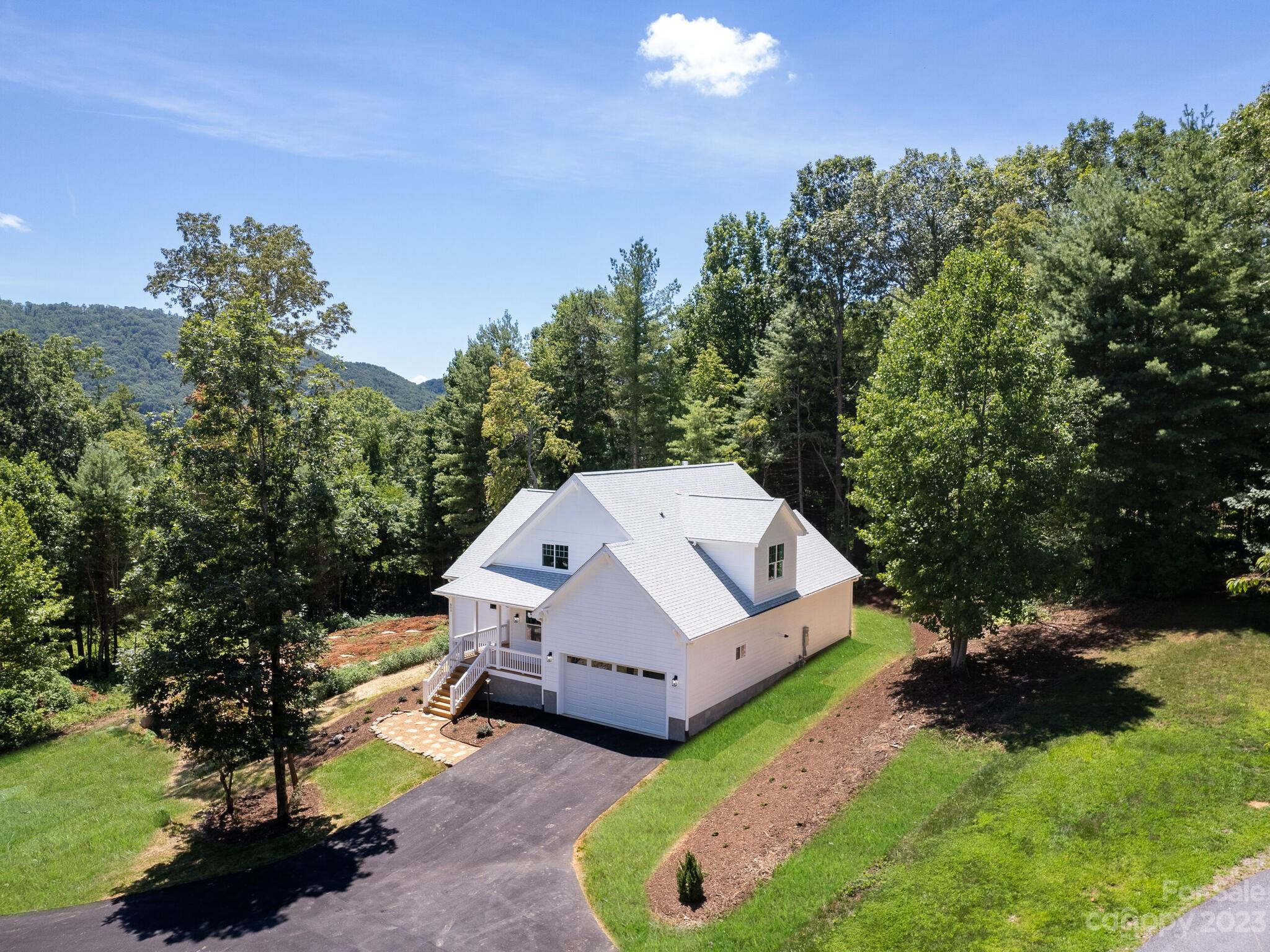 The Maples At Concord Place - Residential