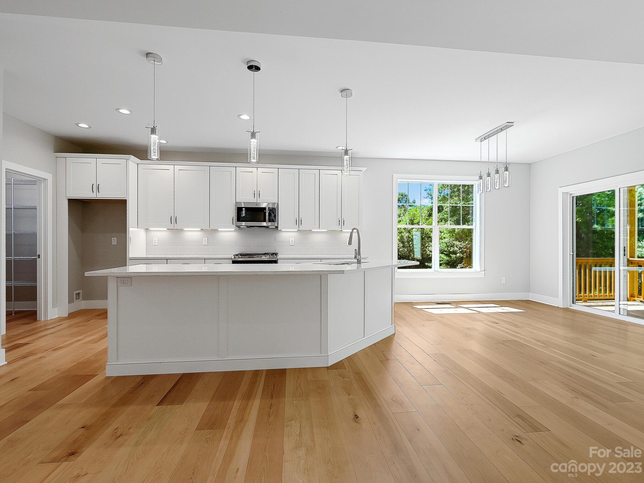 The Maples At Concord Place - Residential