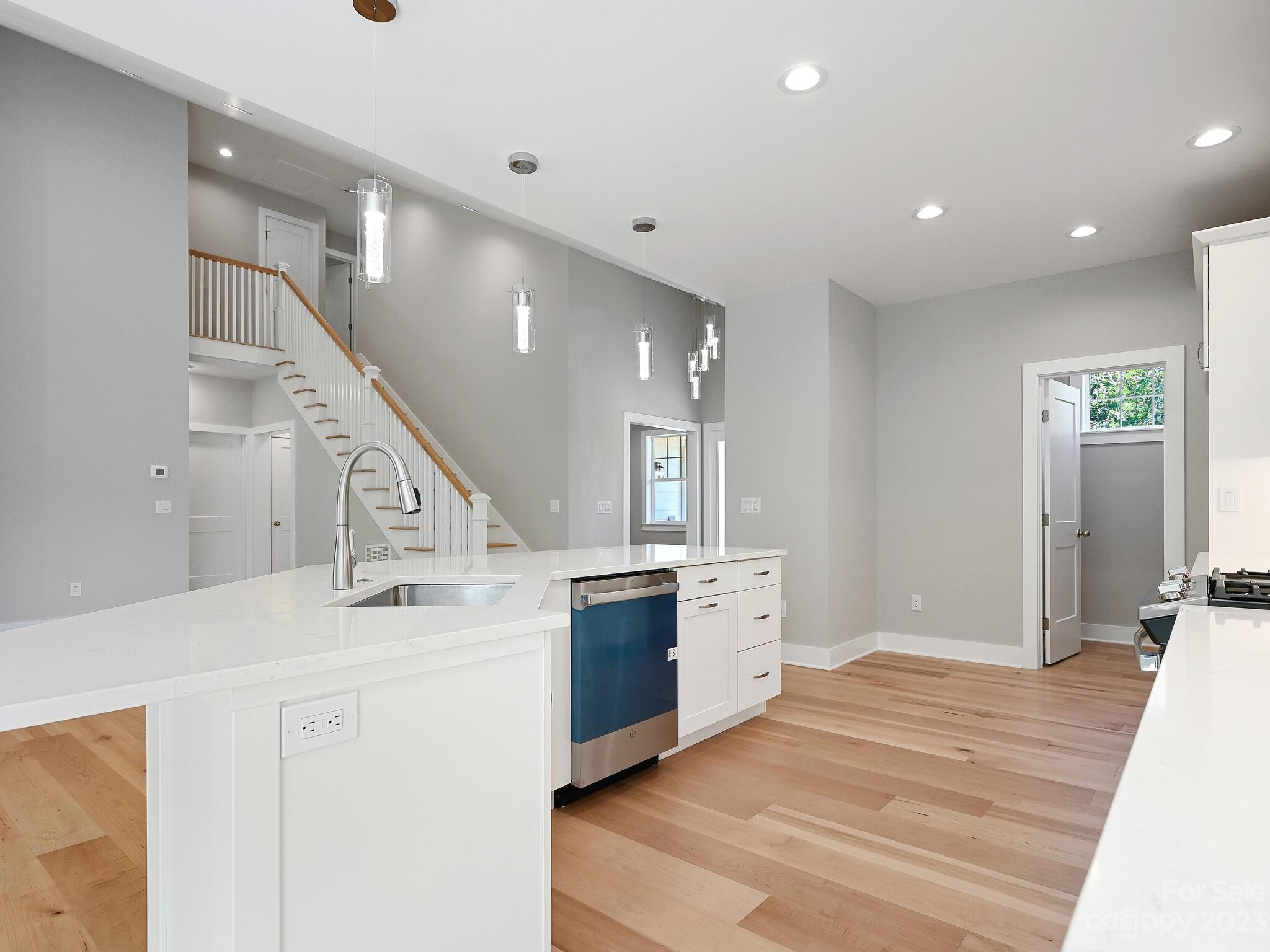 The Maples At Concord Place - Residential