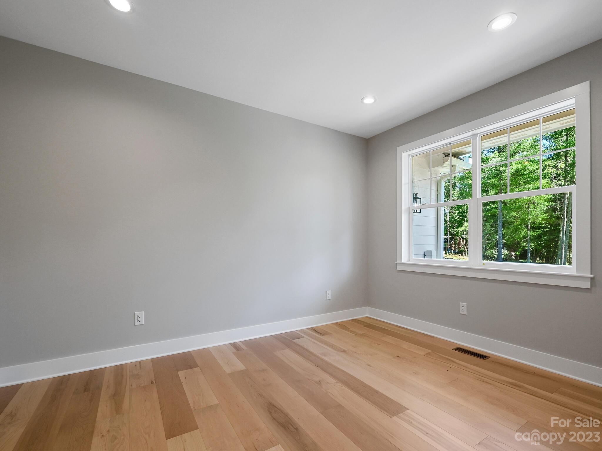 The Maples At Concord Place - Residential