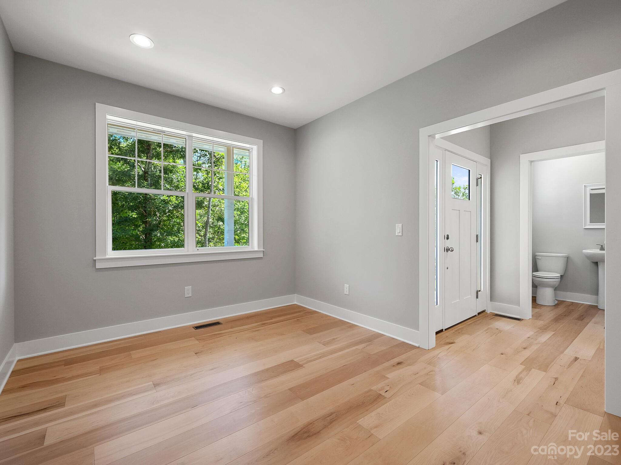 The Maples At Concord Place - Residential