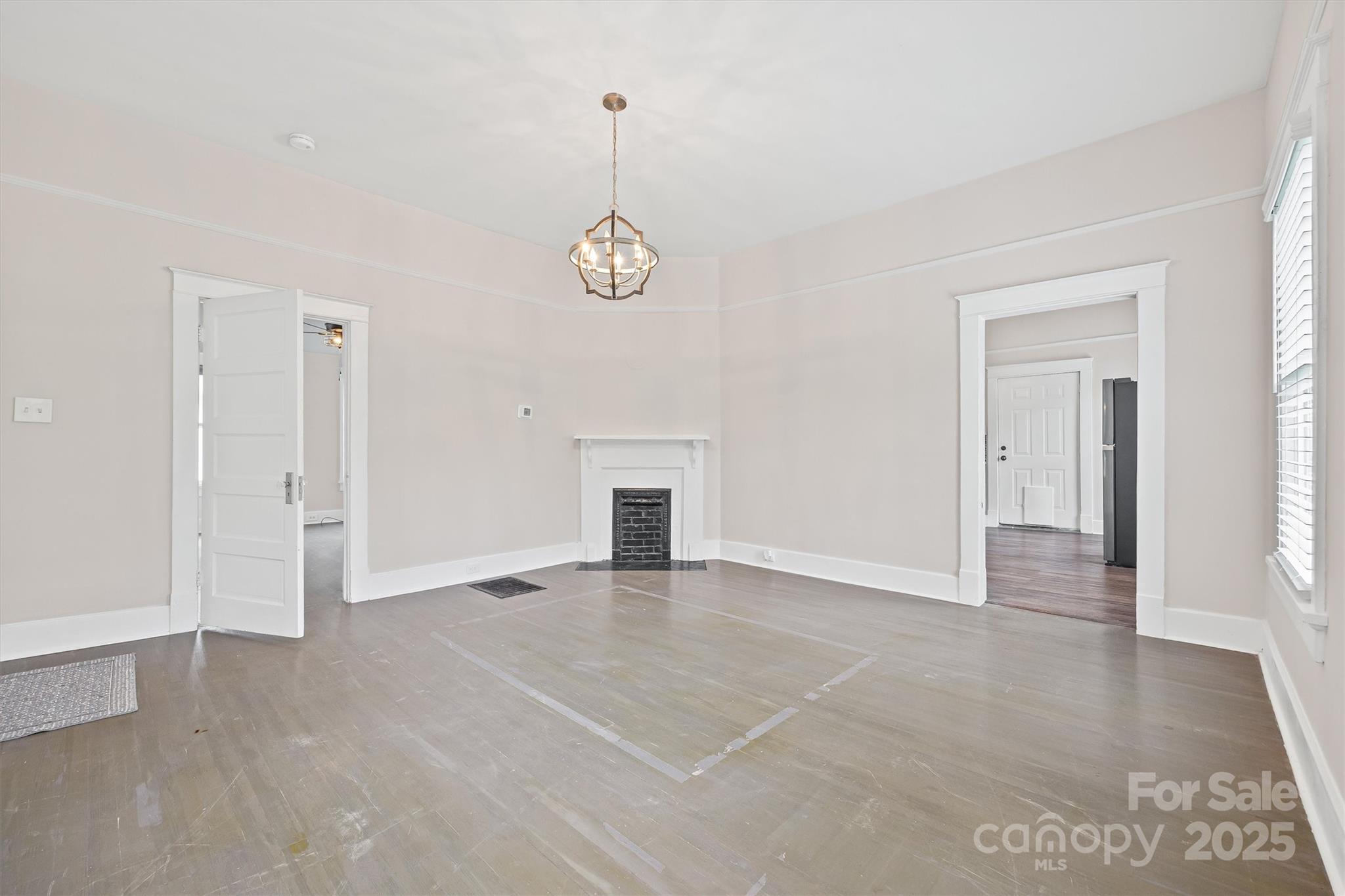 18 Montford Avenue