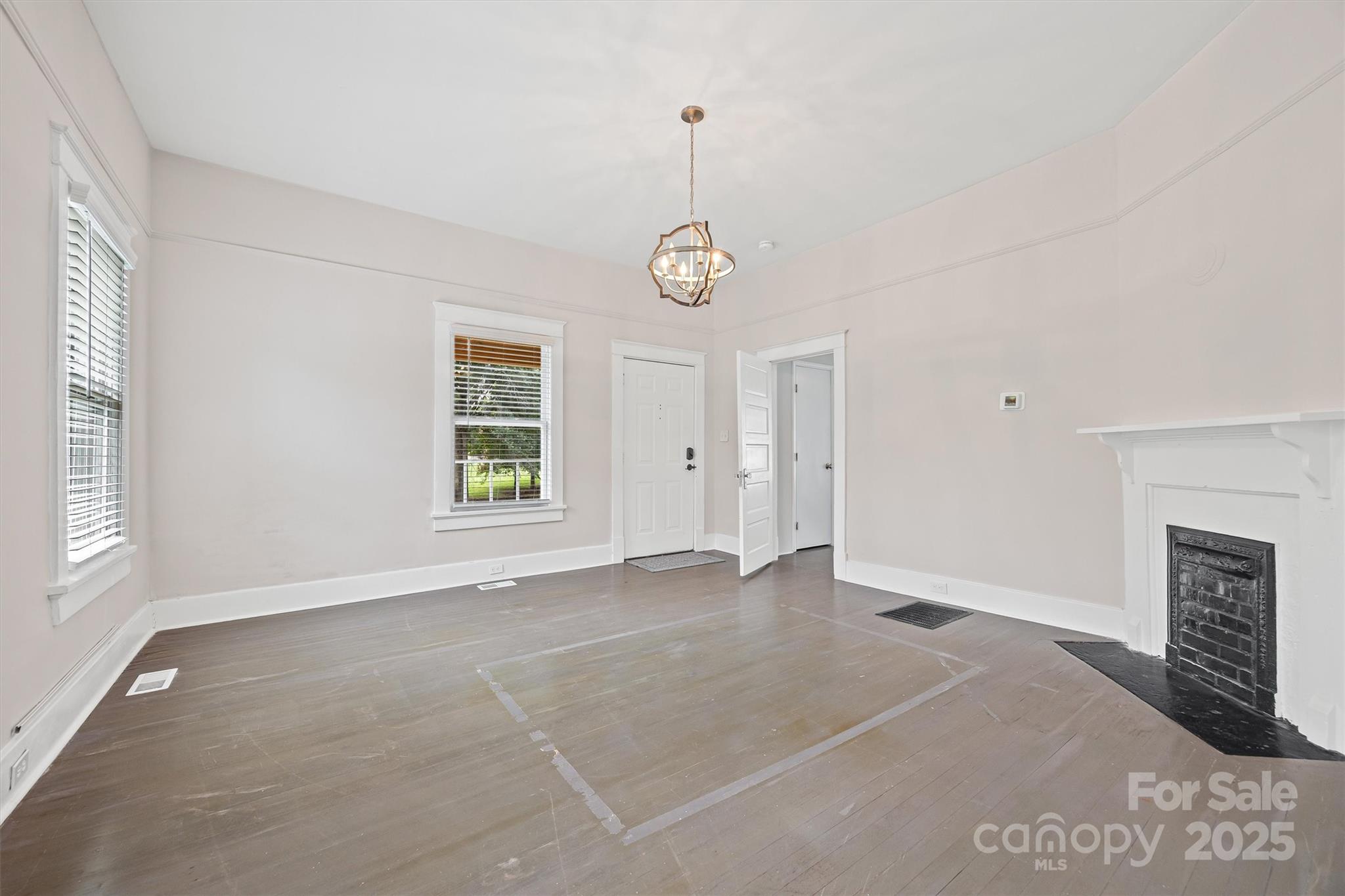 18 Montford Avenue