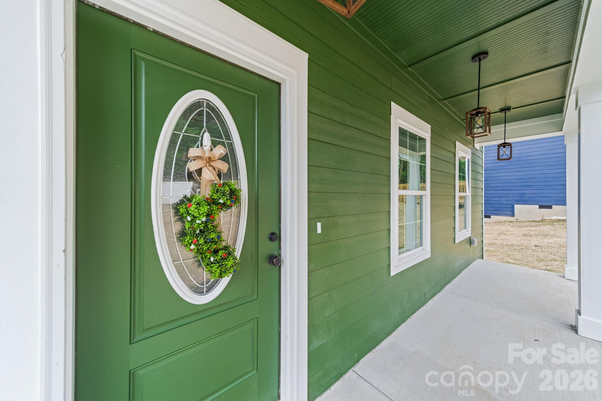 908 Dewey Street