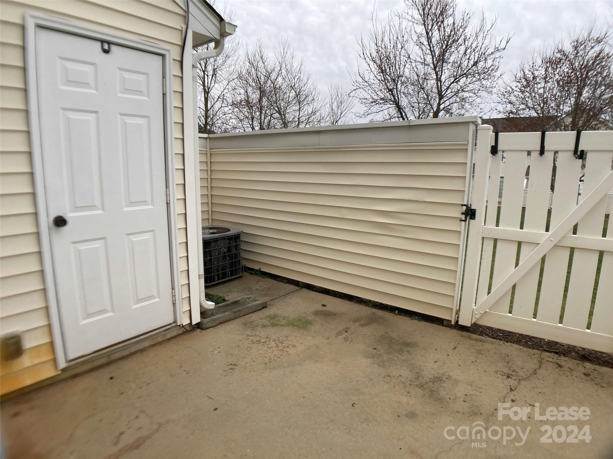 Arlington - Residential Lease