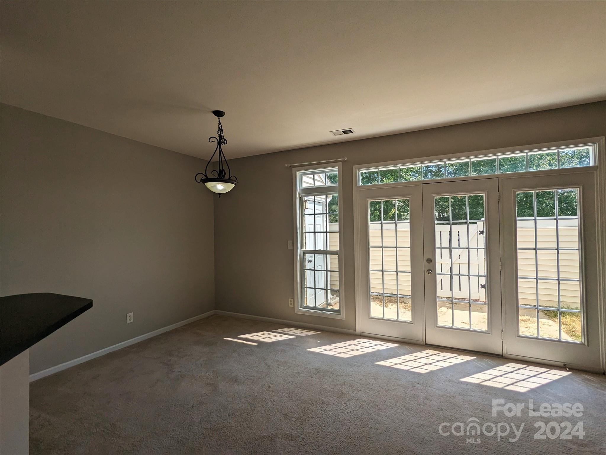 Arlington - Residential Lease