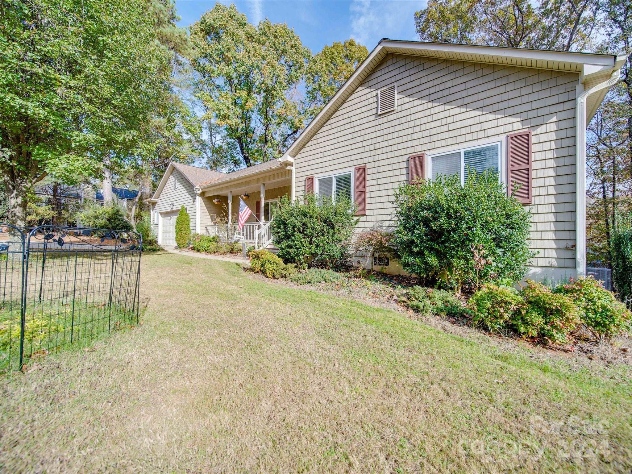Raintree - Residential