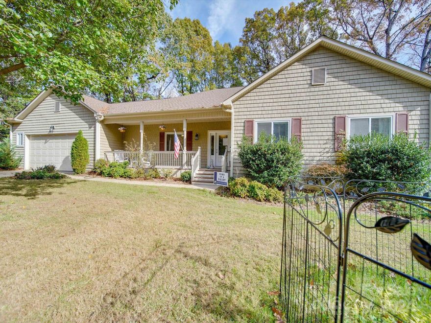 Sat on an almost half acre lot in highly sort after Raintree, this delightful ranch boasts 4 bedrooms and 3.5 bathrooms!
On the main level you will discover a spacious primary suite with an ample walk in closet, 2 further bedrooms, a newly decorated family bathroom and a roomy half bathroom.  A galley style kitchen opens to a great dining room for entertaining, the first living room.  The breakfast nook is currently being used as this Realtor's home office. Walk out on to 180sqft deck

Downstairs is an extremely substantial second living room, a second primary suite and sizeable walk in closet!

Outside from the walk out basement to a recently added and landscaped patio and firepit area (solo stove!)

Raintree Golf and Country Club is a two minute drive away and joining fees are waived for residents (please check with Raintree CC)

Arboretum is a short walk/drive away

Professional photos being taken on Monday November 18

Showings to begin Tuesday November 19