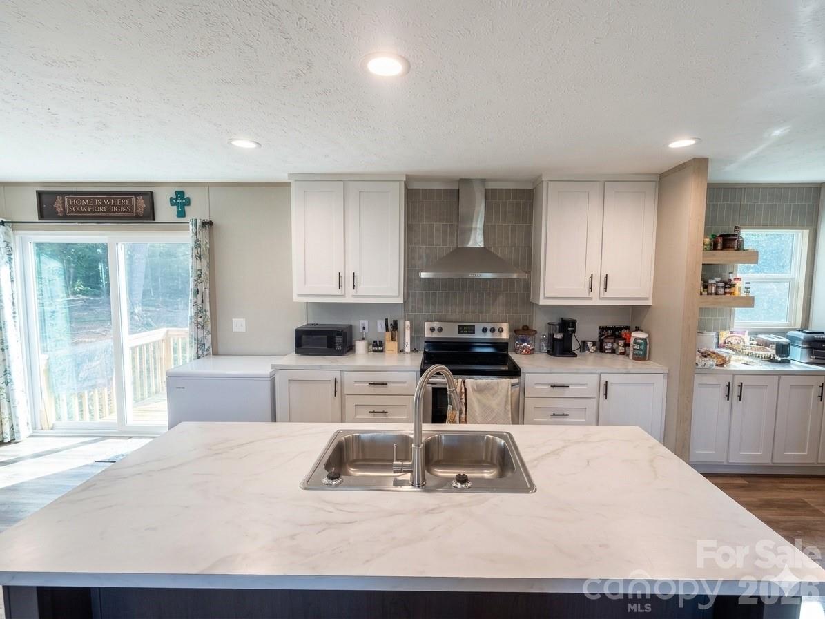 5351 Walter Lowman Road