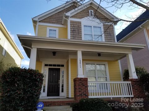 Photo of 15211 Barnsbury Drive, Huntersville, NC 28078 (MLS # 4328121)