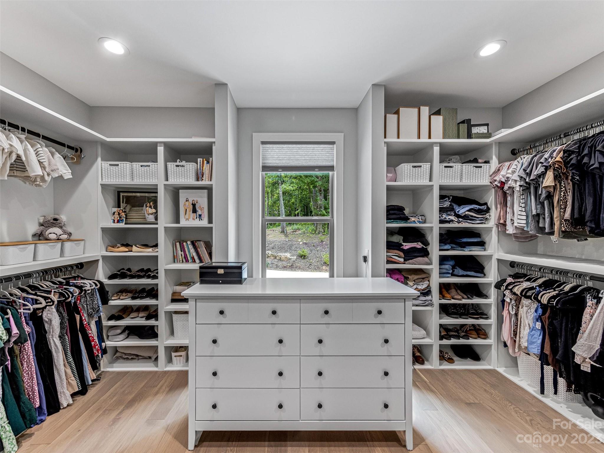 Gaston Mountain - Residential