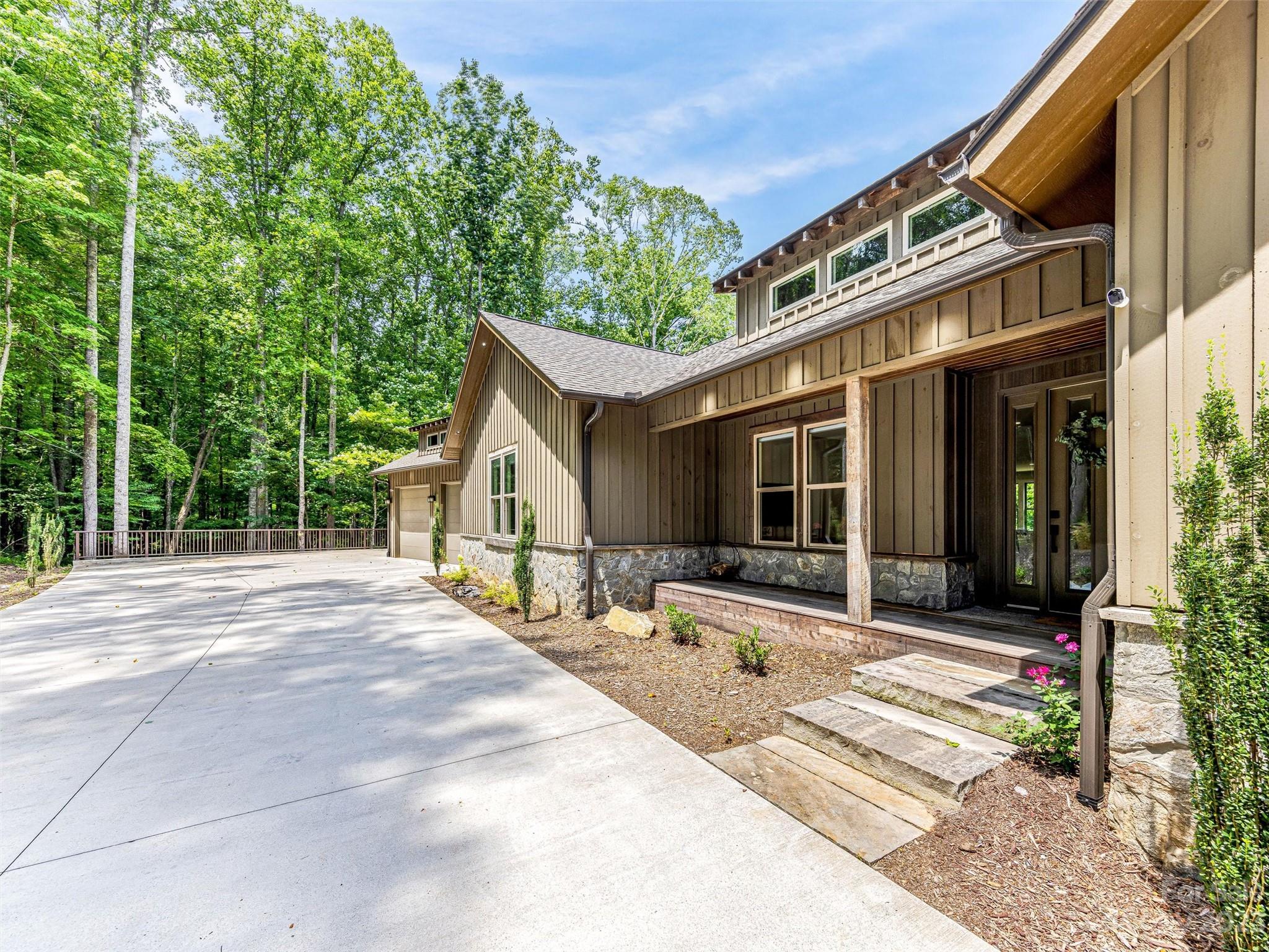 Gaston Mountain - Residential