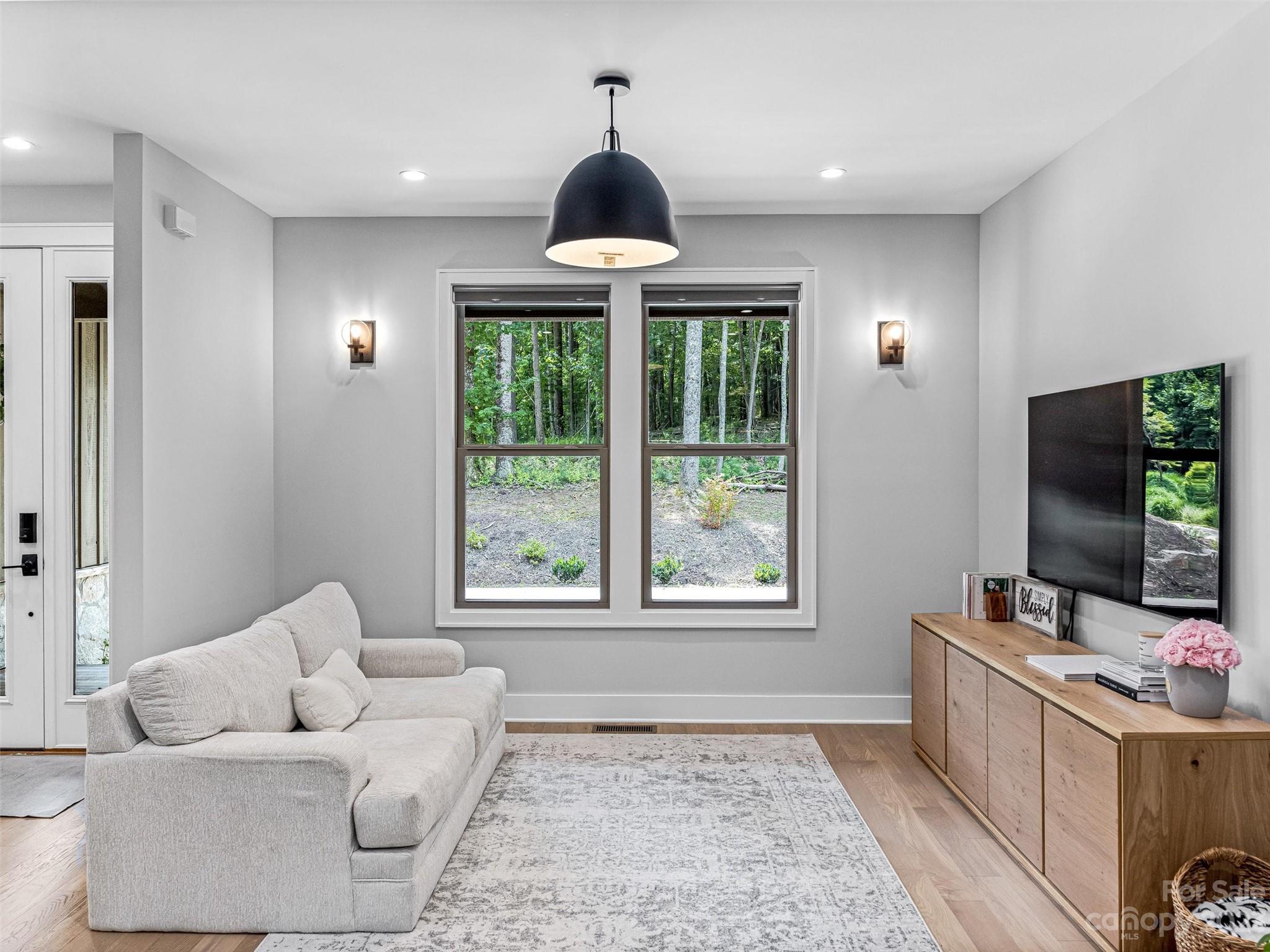 Gaston Mountain - Residential