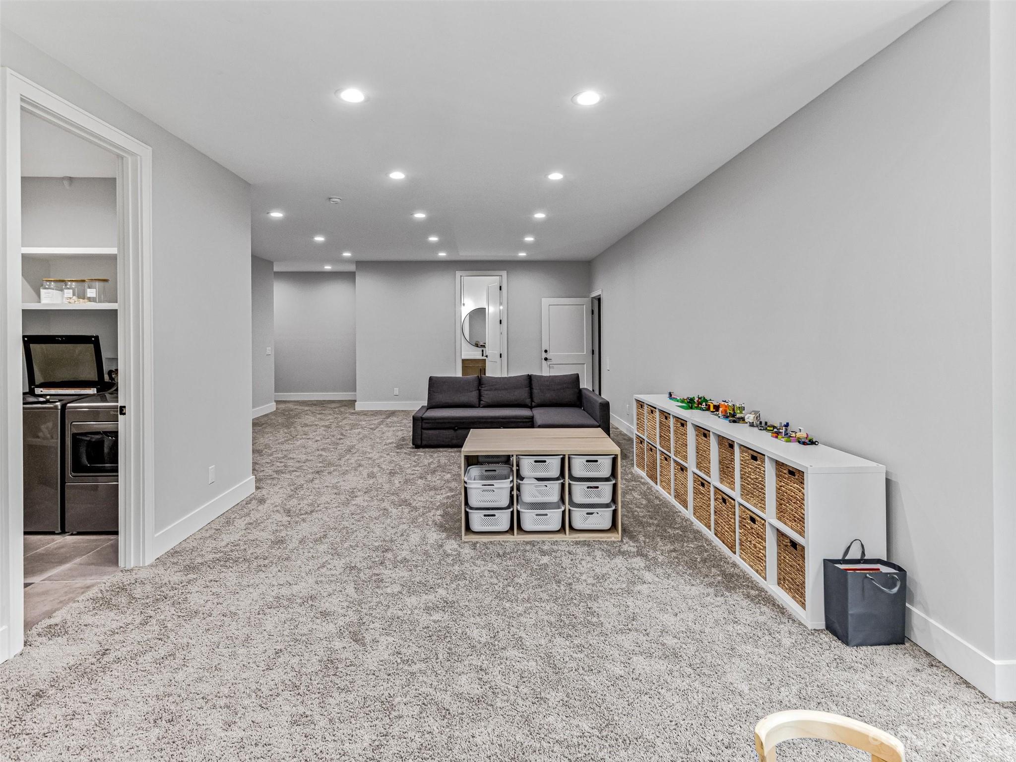 Gaston Mountain - Residential