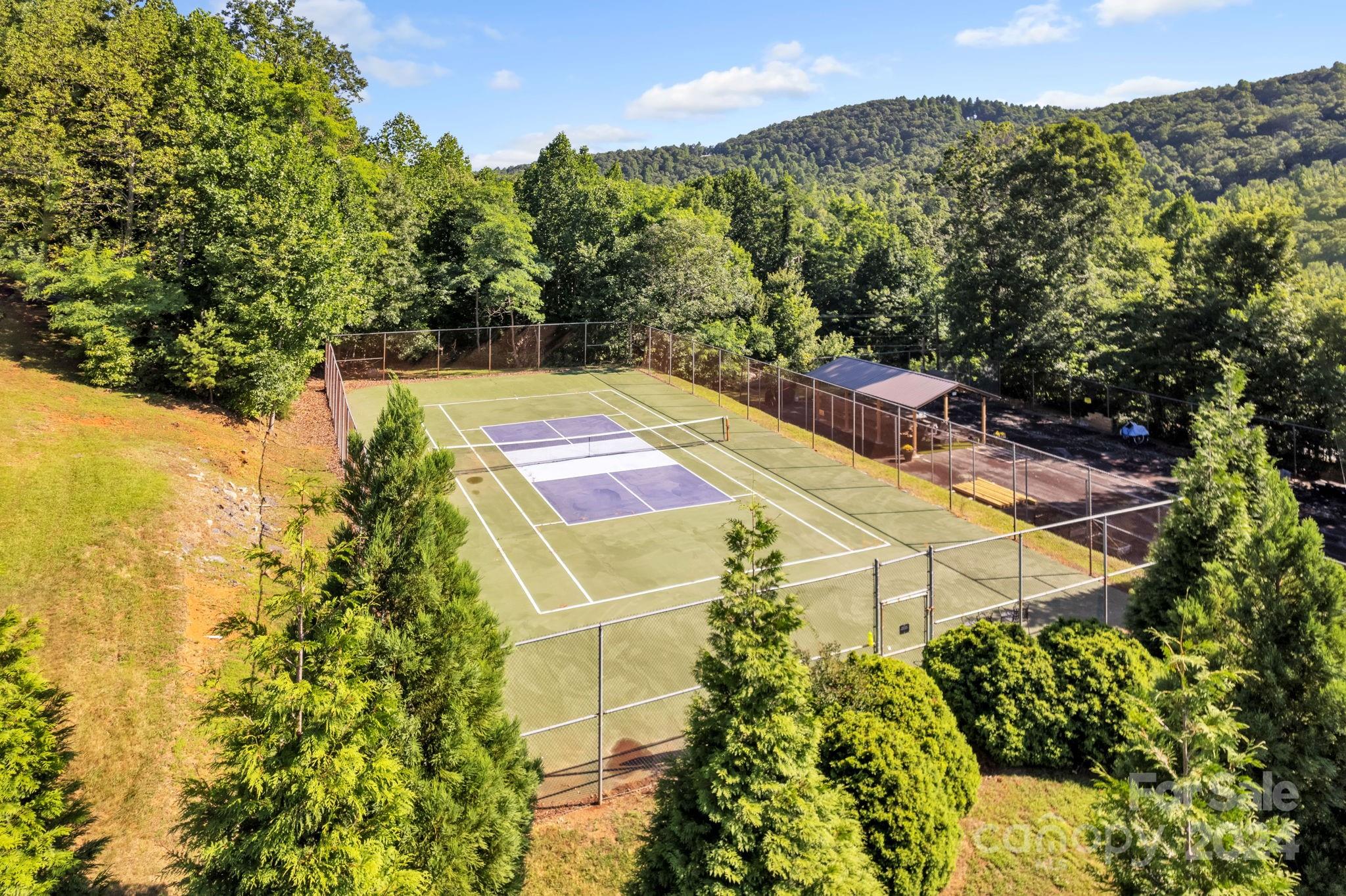 The Brow - Residential