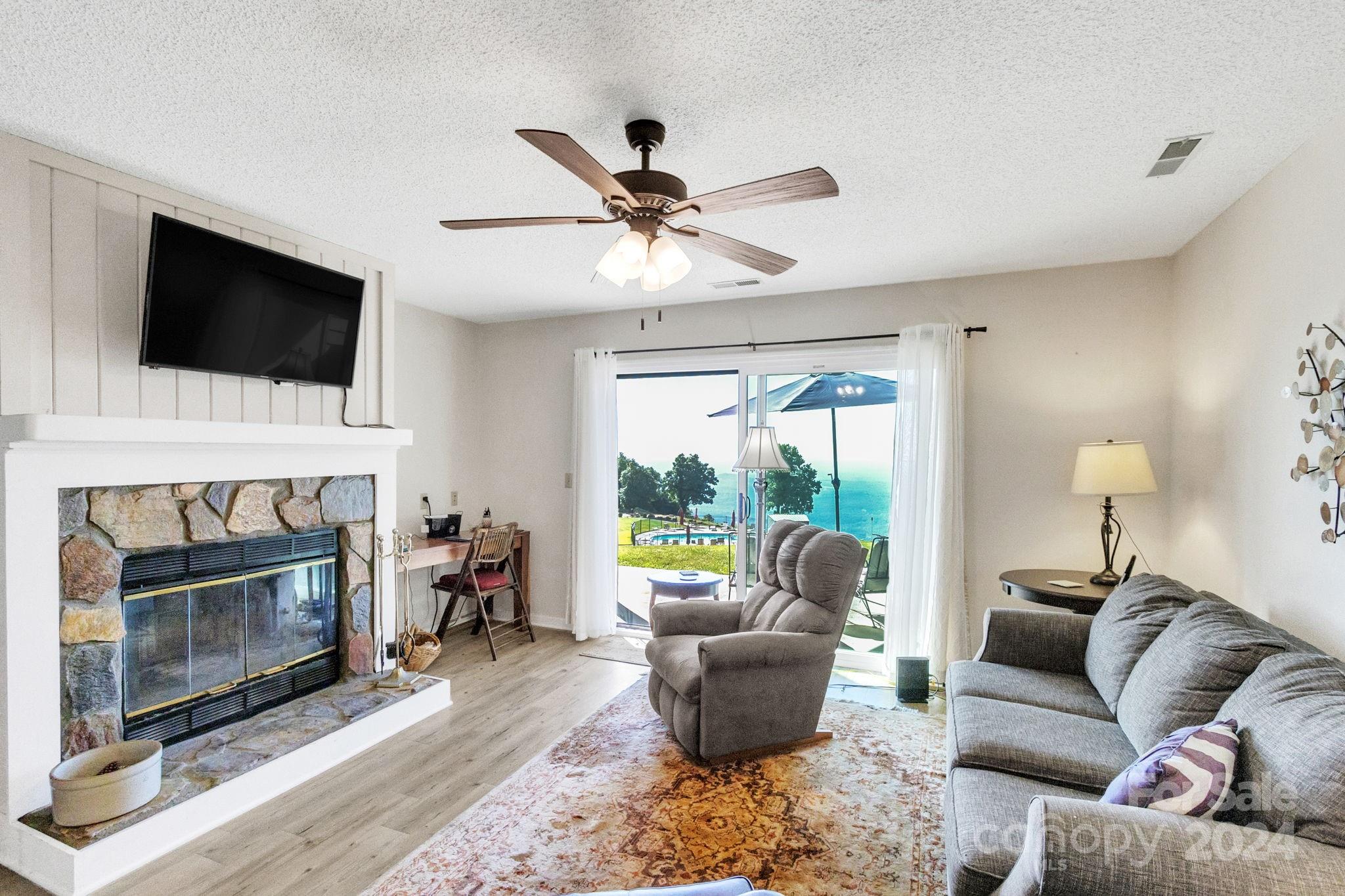 The Brow - Residential