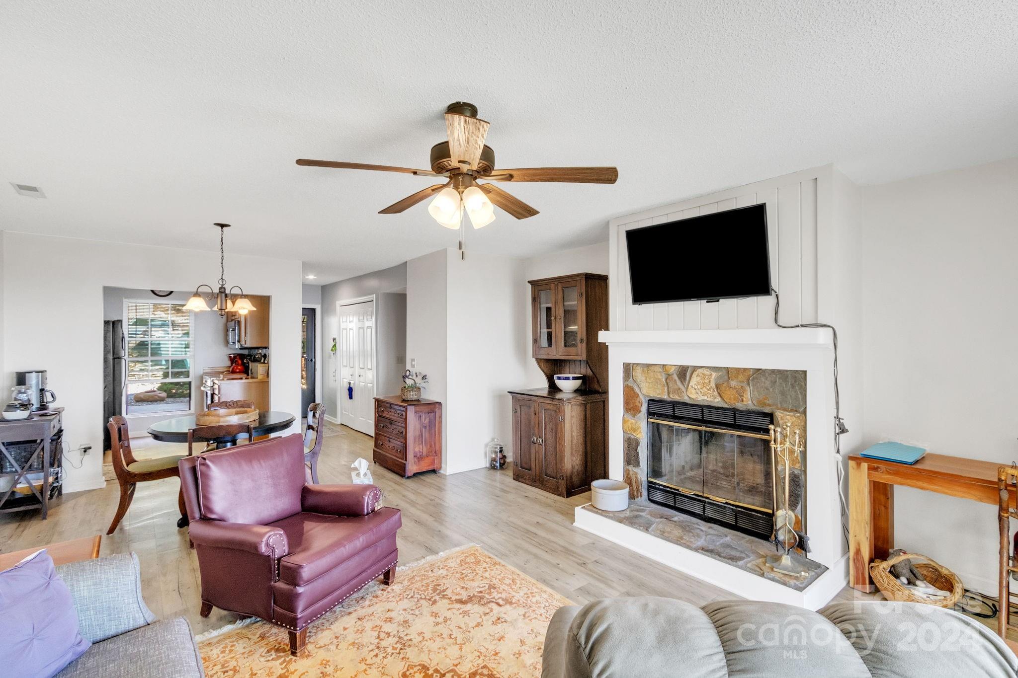 The Brow - Residential