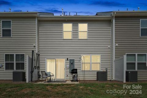 A home in Terrell