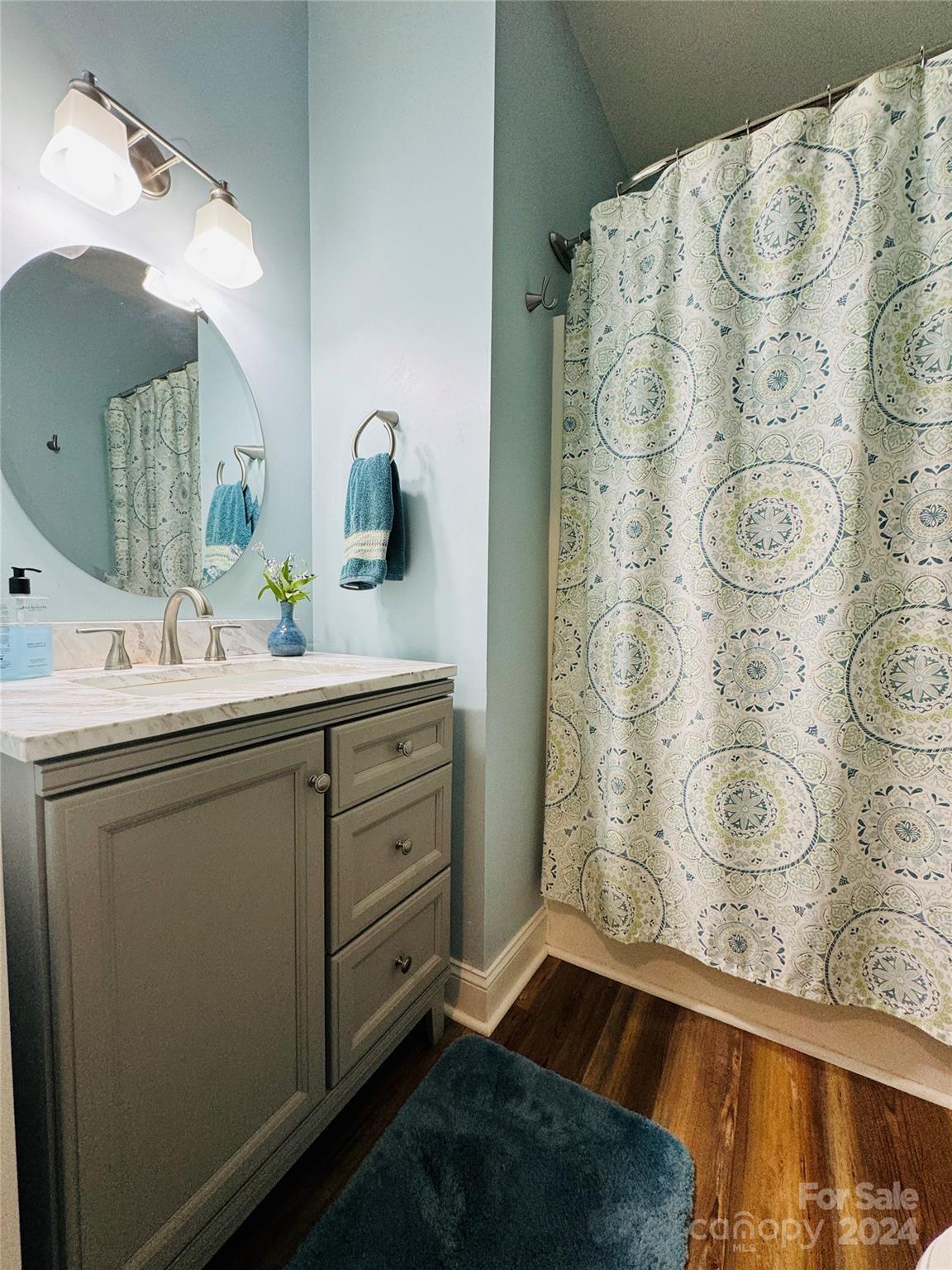 Emerald Bay - Residential