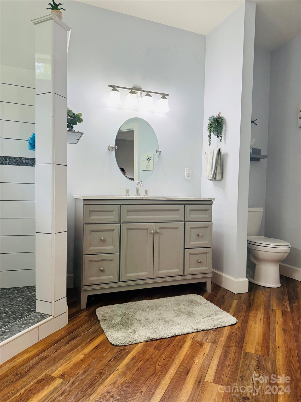 Emerald Bay - Residential