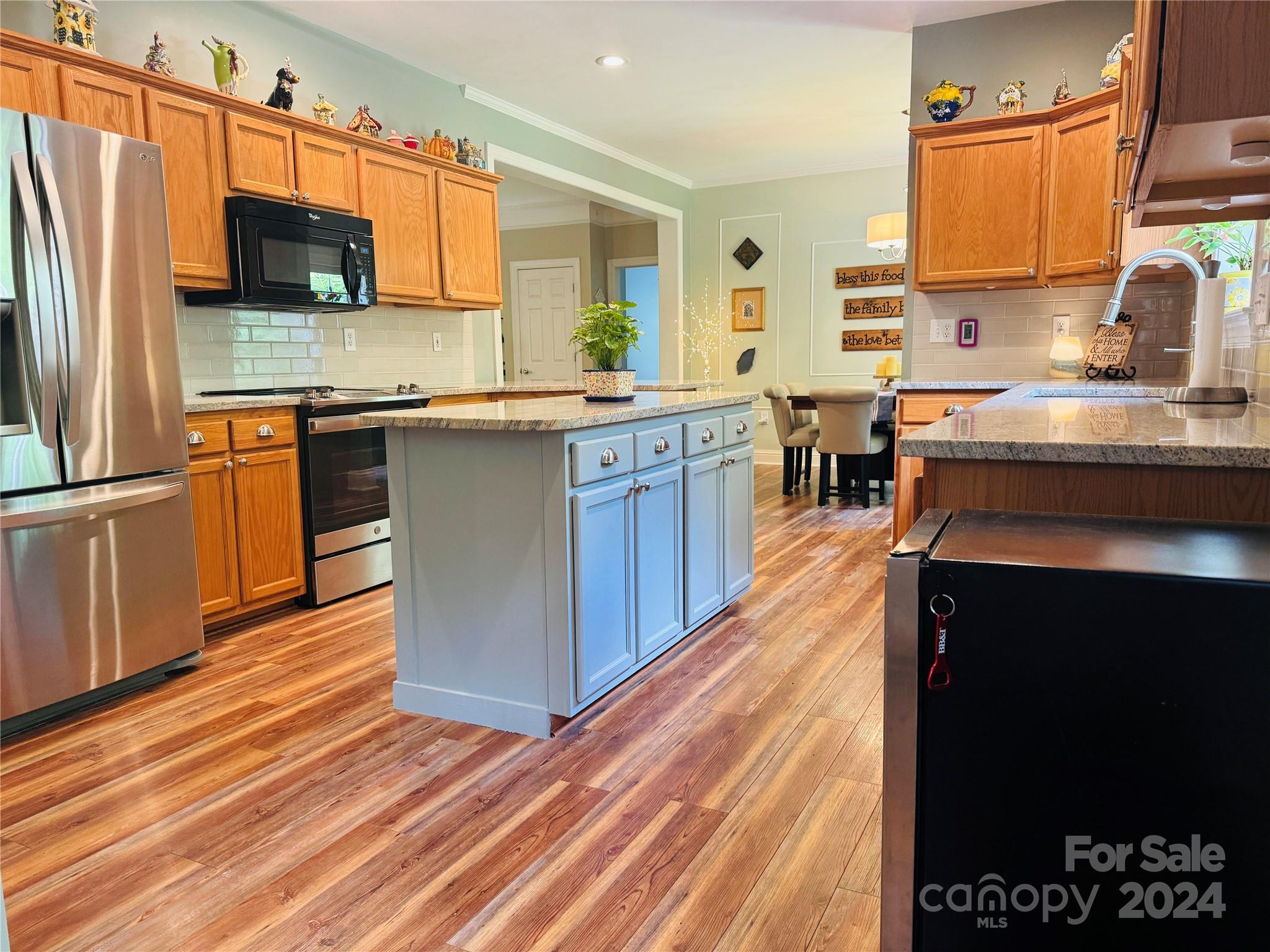 Emerald Bay - Residential