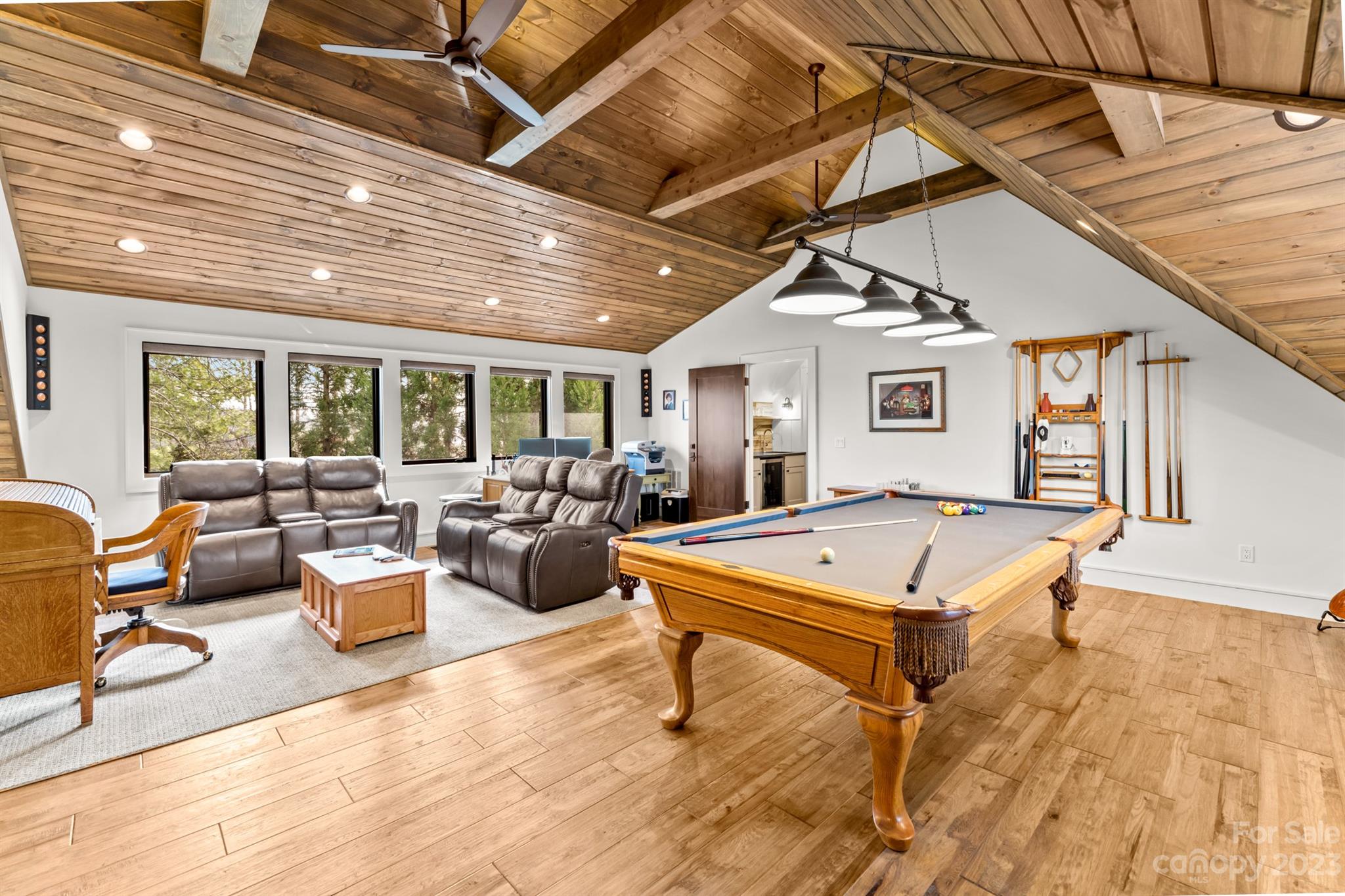 Old Wildlife Club - Residential