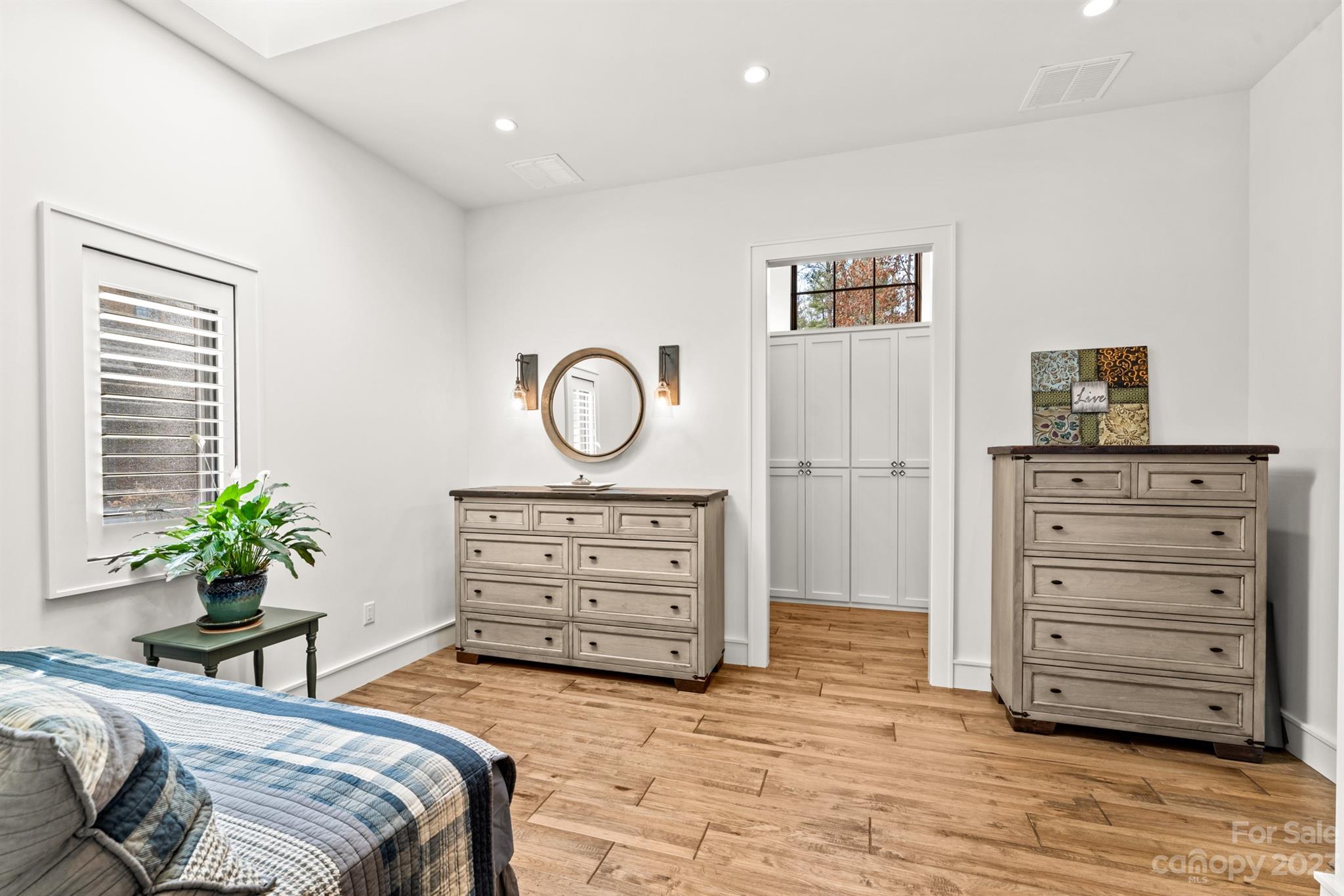 Old Wildlife Club - Residential